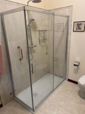 Trasformazione da vasca in doccia - i BOTTINO